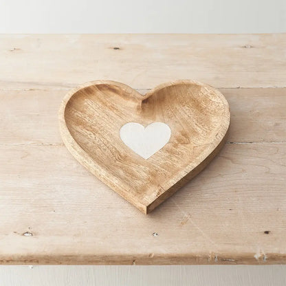 Piattino in legno a forma di cuore 24,5 cm